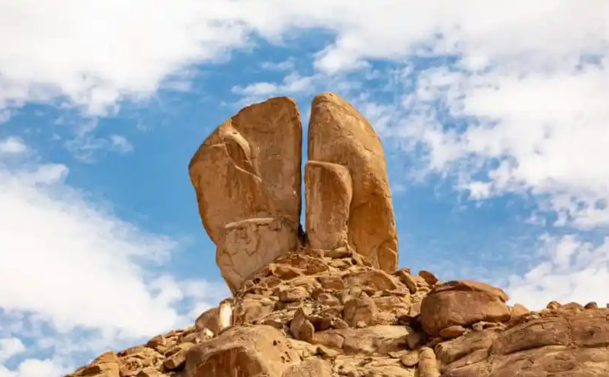  Well and Rock: 3rd Sunday of Lent  